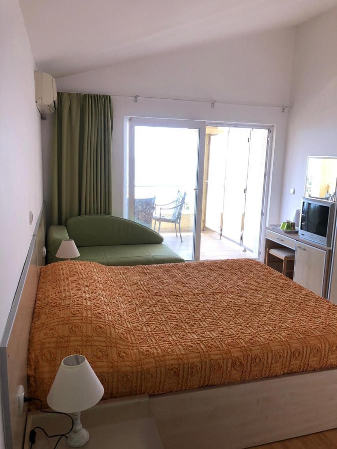Bmv Room 2 With East Island View Ilha Sveti Stefan Exterior foto